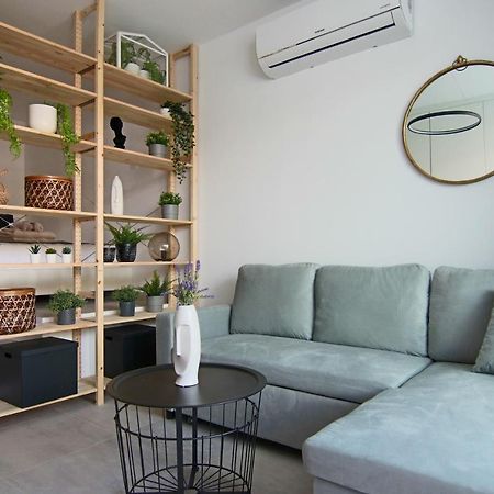 Phaedrus Living Seaside Luxury Flat Athina 123 Paphos Exterior foto