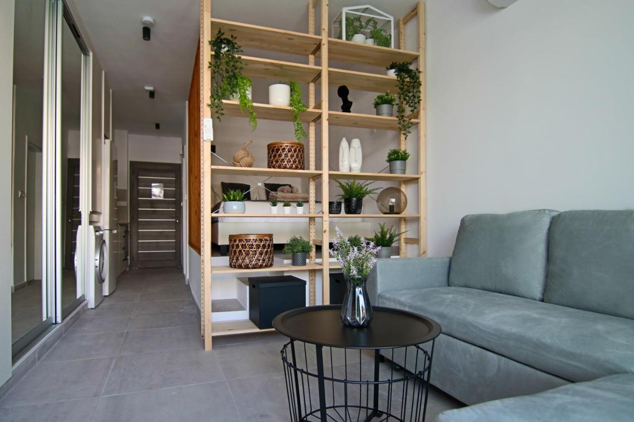 Phaedrus Living Seaside Luxury Flat Athina 123 Paphos Exterior foto